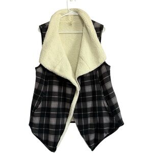 Matilda Jane Black Gray Plaid Sherpa Vest Women’s Size Large